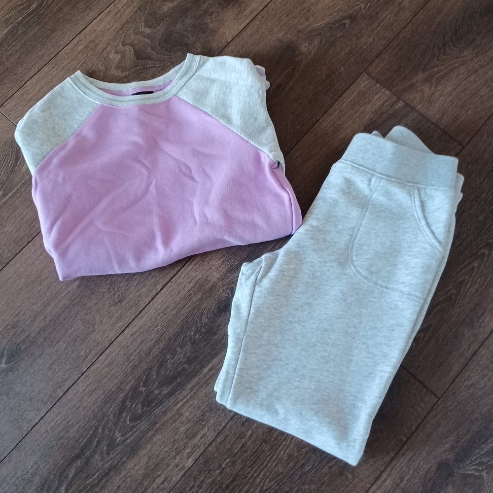 5/$25✨️NWOT🏷️Athletic Works Two Piece Girls Jogger Outfit